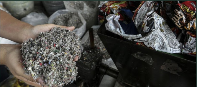 Shredded plastic waste (source: rebricks.id)